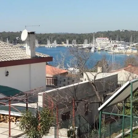 In Pjescana Uvala Istrien 36011 Сasa de vacaciones *